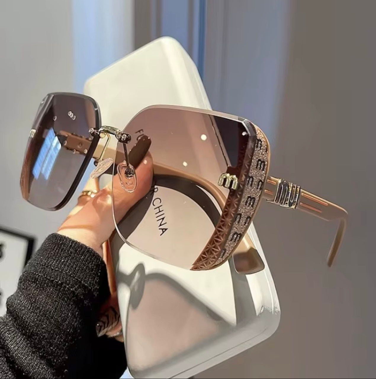 Óculos de Sol Feminino Estilo Miu Miu - Luxo Degradê