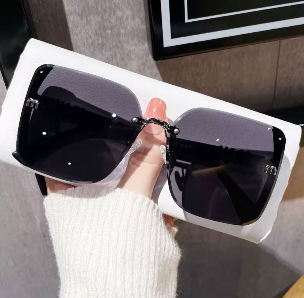 Óculos de Sol Feminino Estilo Miu Miu - Luxo Degradê