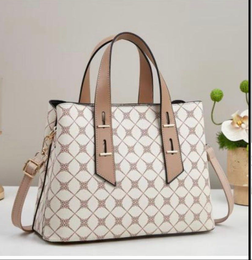 Bolsa Feminina de Mão e Transversal Luxo - Estampa Monograma Premium